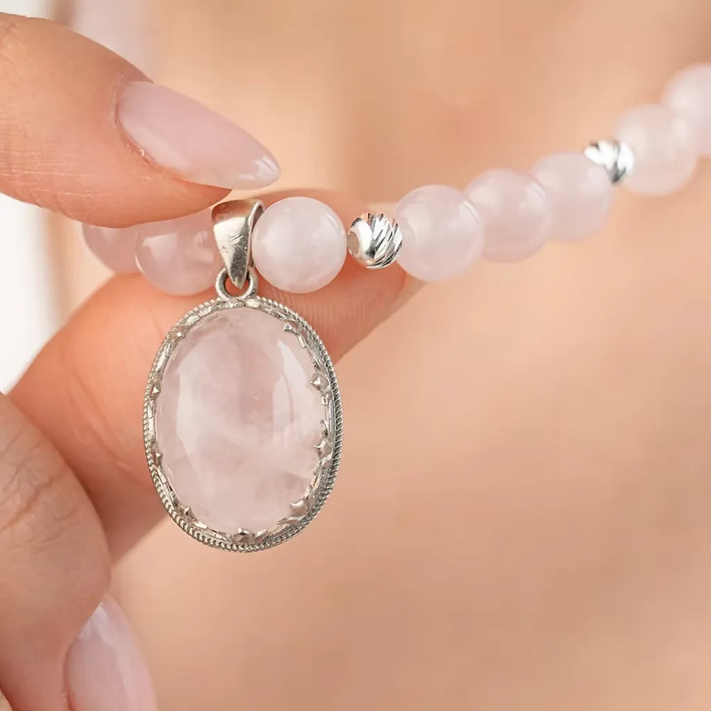 5 Gümüş Detaylı Pembe Kuvars Kolye mzkcb0-gy.myshopify.com Gümüş Detaylı Pembe Kuvars Kolye #TİCSBRANDS#